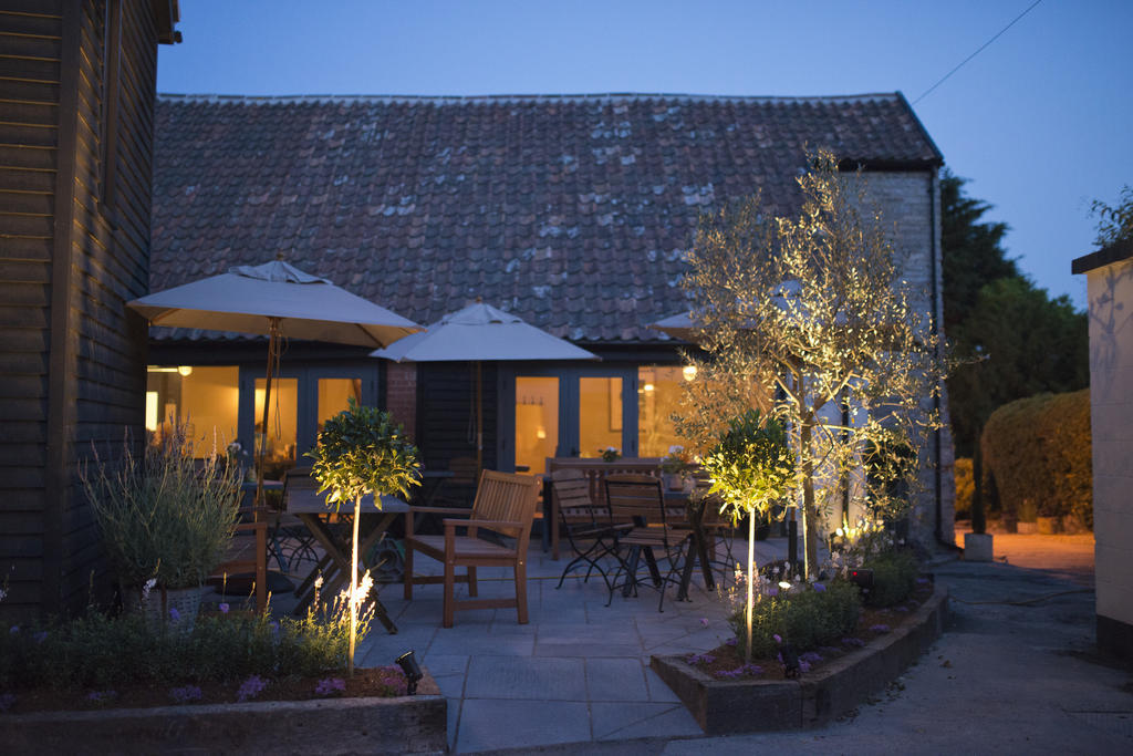 The White Hart Hotel Somerton  Exterior photo