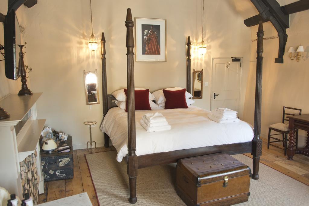The White Hart Hotel Somerton  Room photo